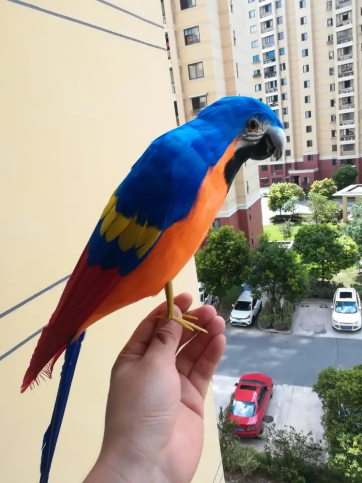 пластмасова пяна и пера изкуствена птица голяма 43 см оранжево-сини пера модел папагал играчка, украса на градината подарък w0775