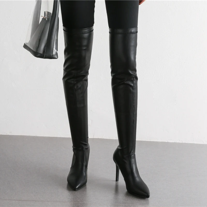 Lasyarrow/ дизайнерски маркови дамски ботфорты над коляното от флока, дамски ботуши с остри пръсти на тънък ток 9,5 см, разтеглив велурени ботуши до бедрата