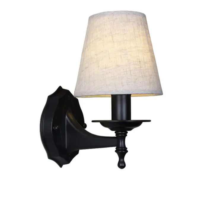 Стенен лампа американски кънтри спалня лампа топла проста кърпа осветление преминаването на монтиране на нощни лампа нов китайски